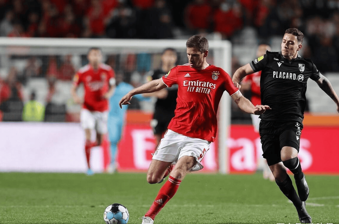 今夜英超焦点战；葡萄牙体育临场应变；引发热议；阵容厚度经受考验的简单介绍开云登录入口