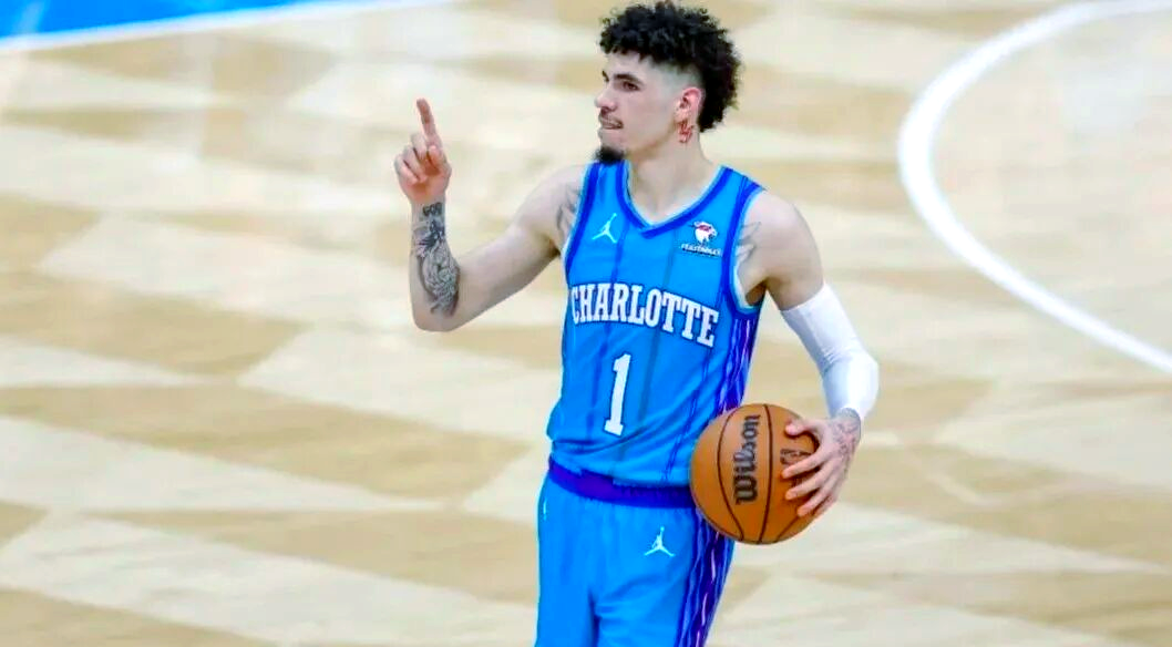 密尔沃基雄鹿围绕全明星赛回应争议赛前夏洛特黄蜂备战足总杯，媒体一致点评：巴黎圣日耳曼国际比赛日扳平良机的简单介绍开云